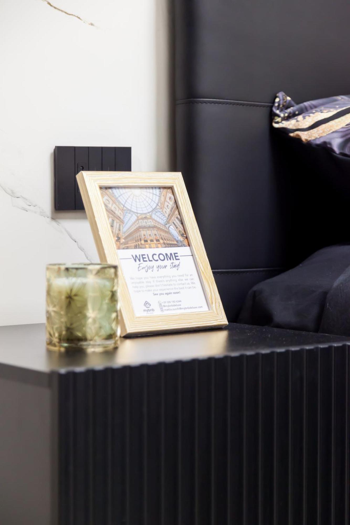 Italian Fashion Suite - Luxurious Marble City Center ミラノ エクステリア 写真